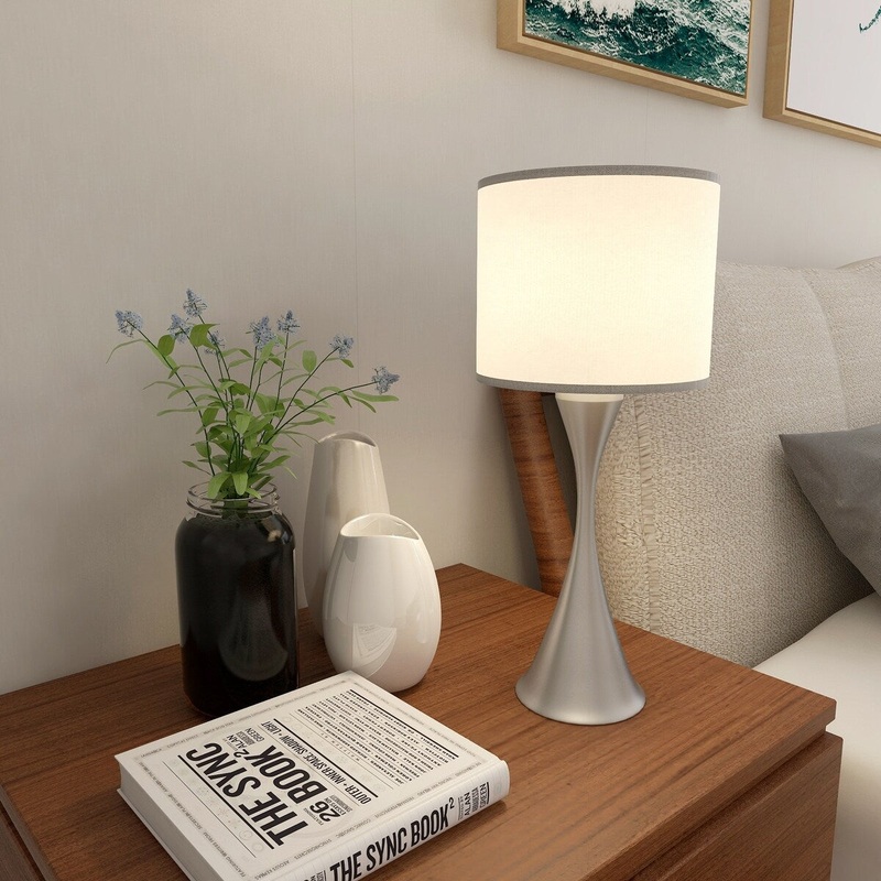 Metal Desk Lamp with a USB port