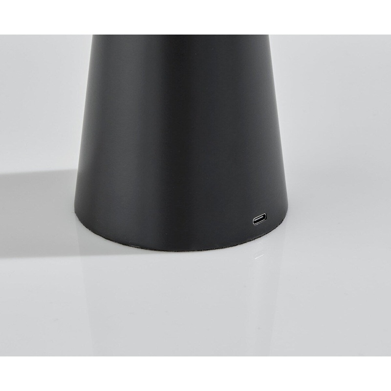 Jacky Cordless LED Table Lamp