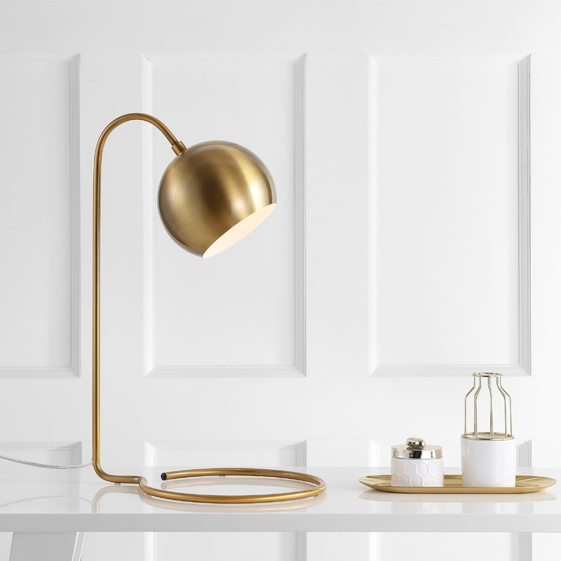 SAFAVIEH Lighting 22-inch Bartolo Brass Gold Task LED Table Lamp - 14"W x 11"D x 22"H