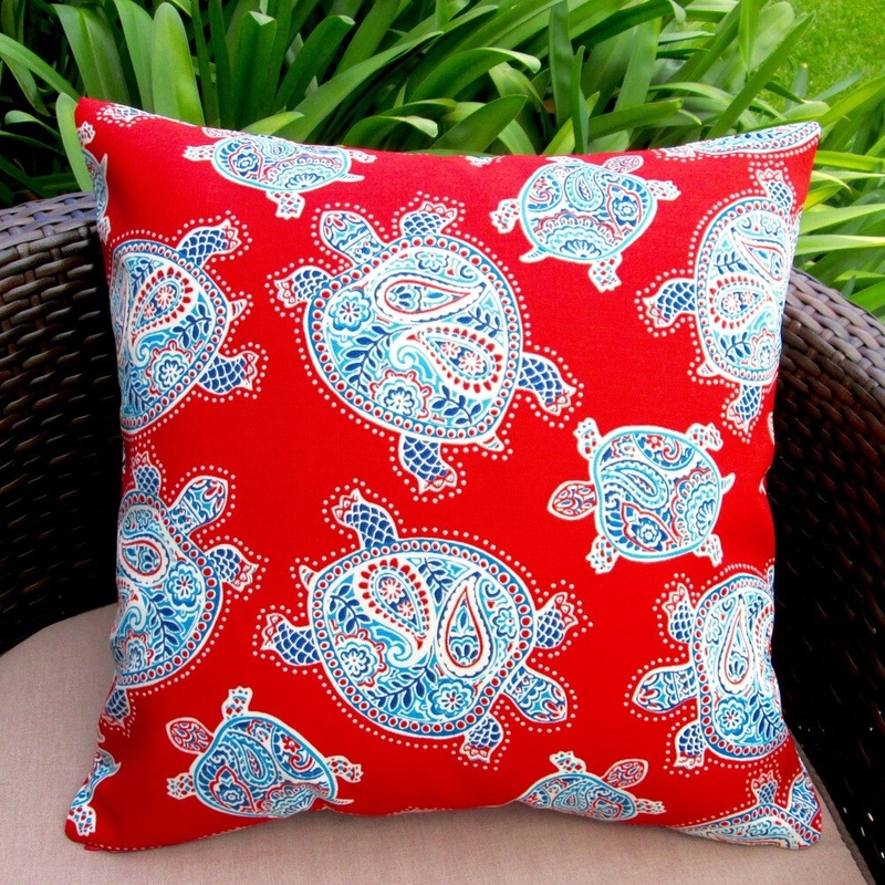 Artisan Pillows Outdoor 18-inch Kids Red Sea Turtles Throw Pillow (Set of 2)