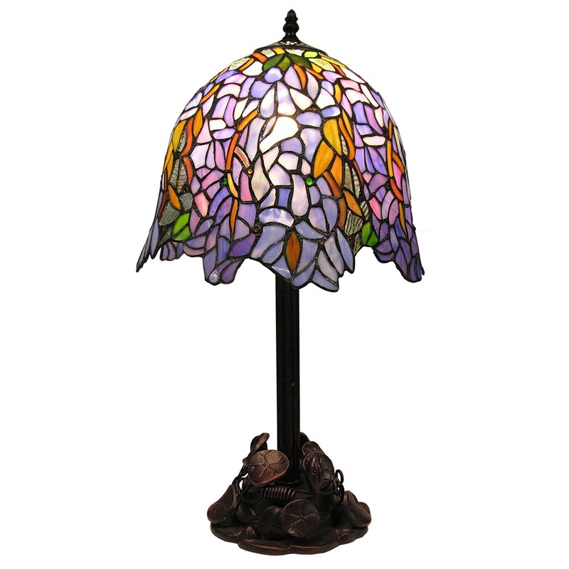 Tiffany-style Klaibourne Water Lily Table Lamp