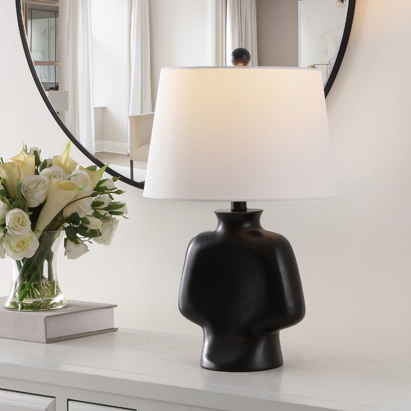 SAFAVIEH Lighting Johari Modern 20-inch Table Lamp - 12"W x 12"D x 20"H