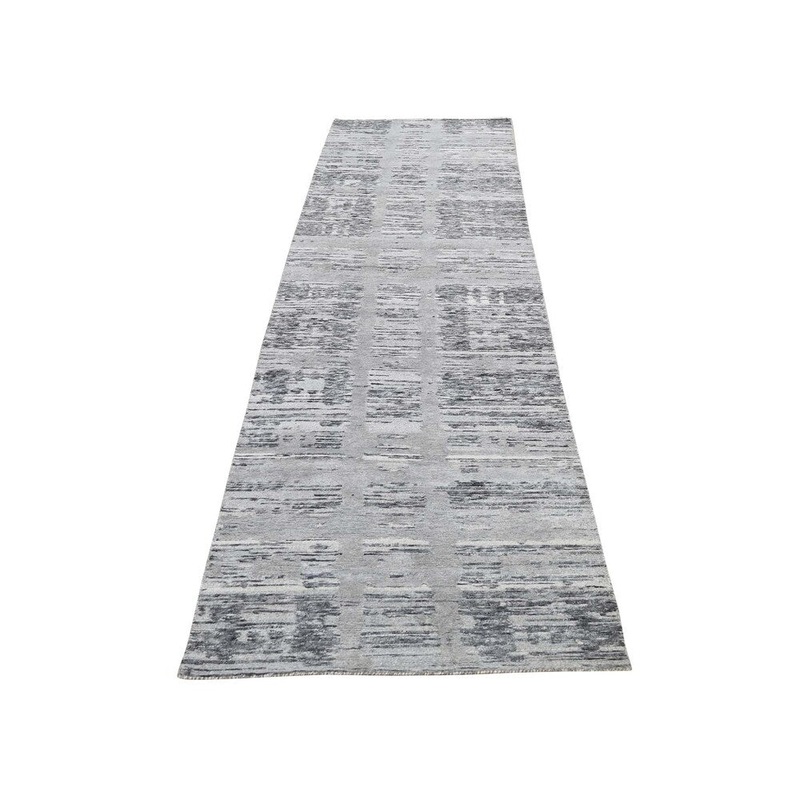 Shahbanu Rugs Hand Spun Gray Undyed Natural Wool Modern Runner Hand-Knotted Rug (2'6" x 10'0") - 2'6" x 10'0"