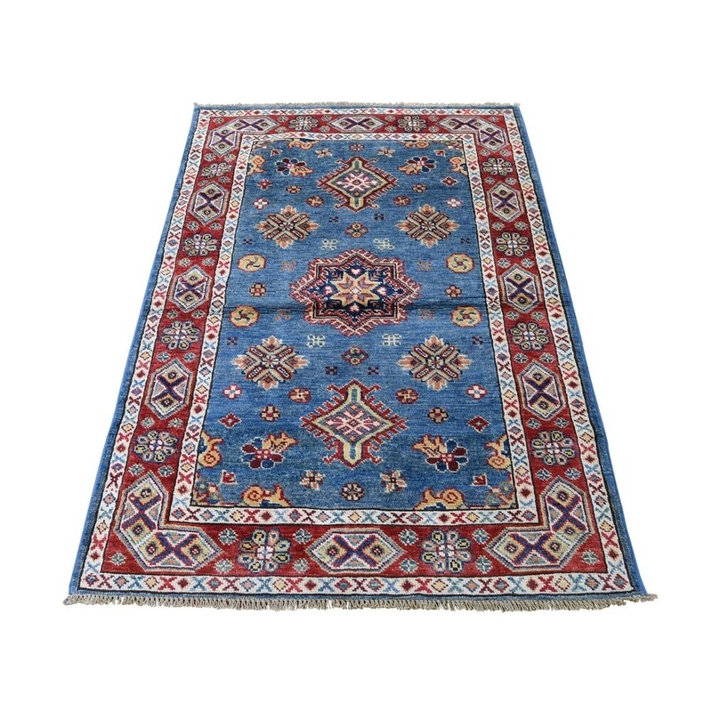 Shahbanu Rugs Pure Wool Hand-Knotted Special Kazak Oriental Rug (3'0" x 4'10") - 3'0" x 4'10"