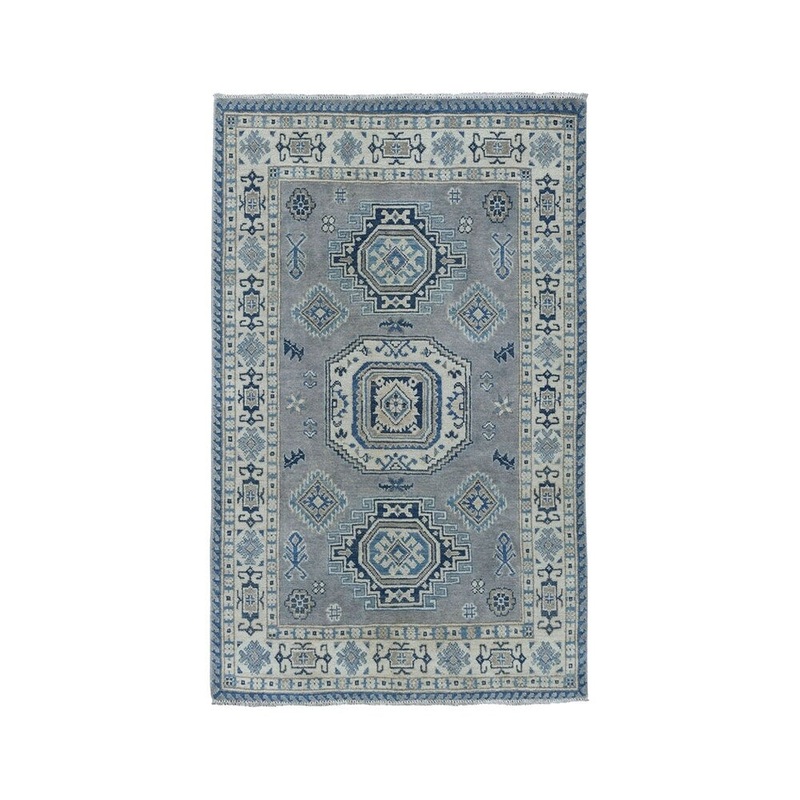 Shahbanu Rugs Gray Vintage Look Kazak Pure Wool Hand-Knotted Oriental Rug (3'1" x 4'8") - 3'1" x 4'8"