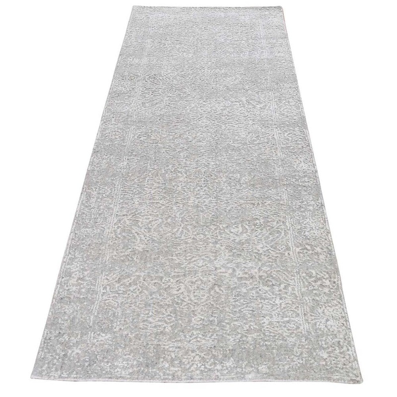 Shahbanu Rugs Tone On Tone Broken Persian Erased Design Runner Hand-Loomed Rug (2'5" x 8'0") - 2'5" x 8'0"