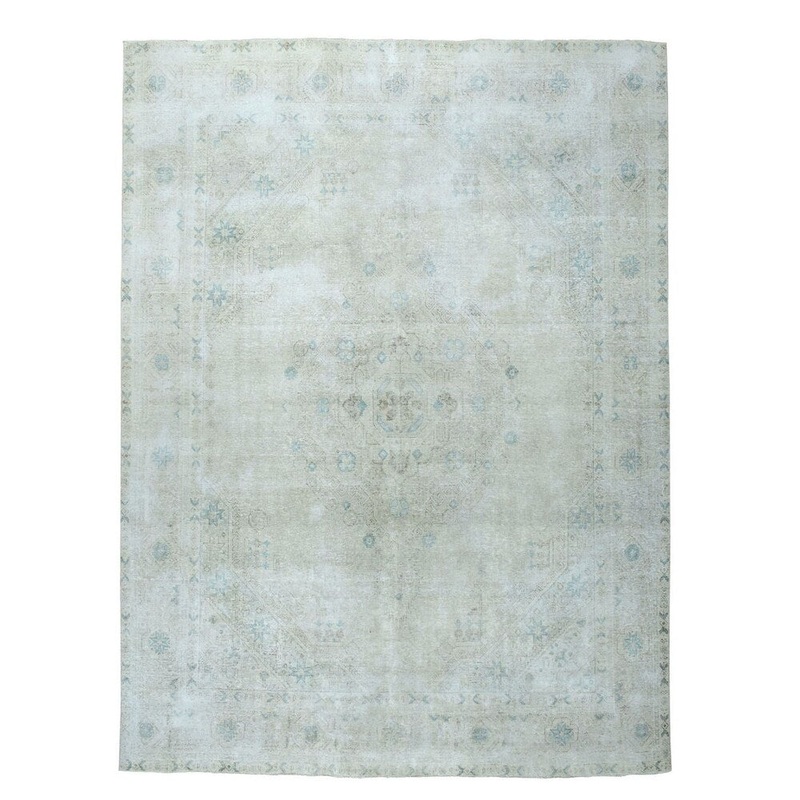 Shahbanu Rugs Vintage White Wash Tabriz Worn Wool Hand-Knotted Oriental Rug (9'4" x 11'0") - 9'4" x 11'0"