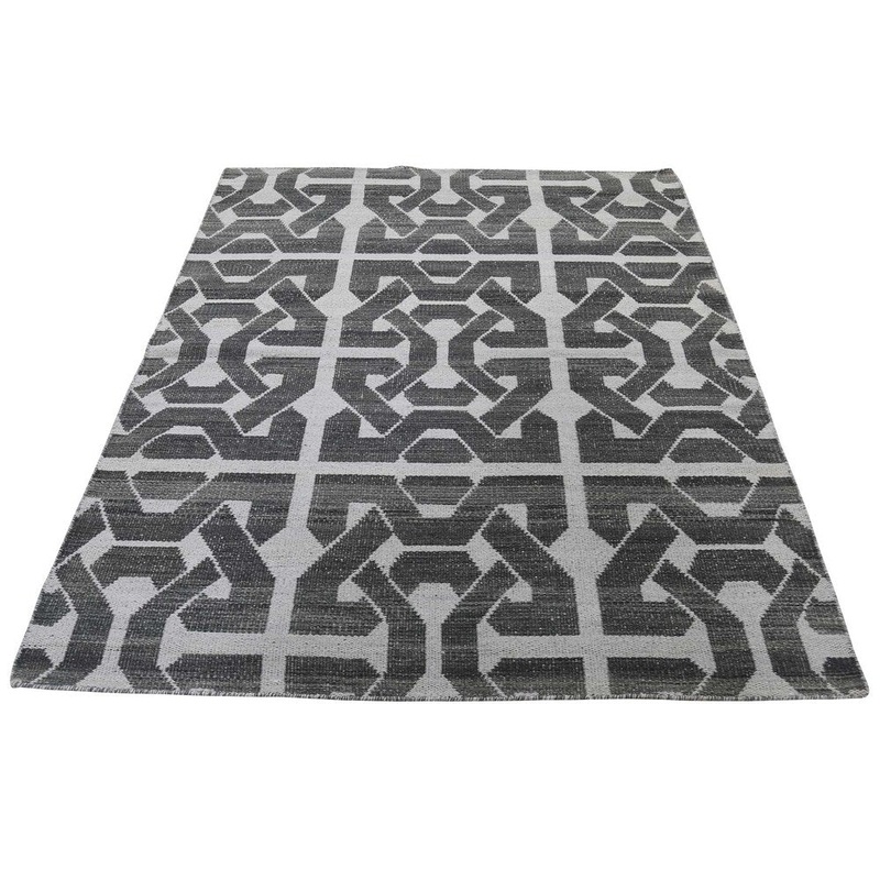 Shahbanu Rugs Hand Woven Flat Weave Pure Wool Reversible Kilim Oriental Rug (4'2" x 6'0") - 4'2" x 6'0"
