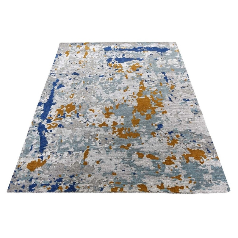 Shahbanu Rugs Hi-Low Pile Abstract Design Wool and Silk Runner Hand-Knotted Rug (3'10" x 5'10") - 3'10" x 5'10"