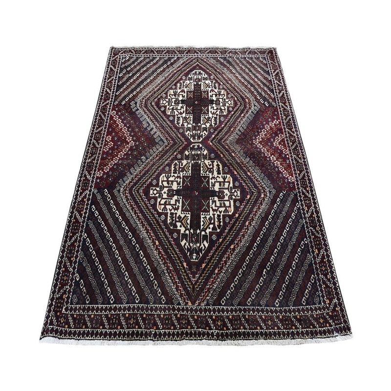 Shahbanu Rugs Navy Blue Vintage Persian Shiraz Interactive Design Hand-knotted Rug (4'1" x 5'9") - 4'1" x 5'9"