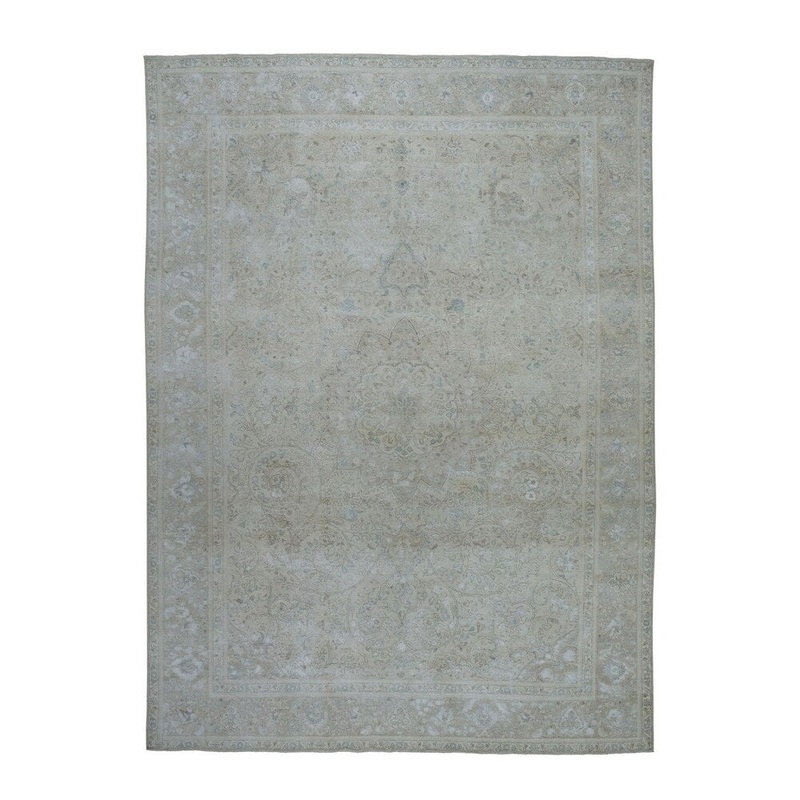 Shahbanu Rugs Vintage White Wash Tabriz Worn Wool Hand-Knotted Oriental Rug (9'7" x 13'4") - 9'7" x 13'4"