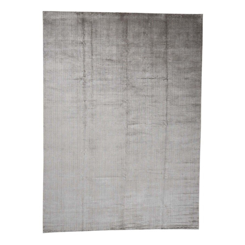 Shahbanu Rugs Hand-Loomed Art Silk Tone on Tone Oriental Rug (8'8" x 12'0") - 8'8" x 12'0"