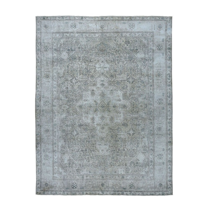 Shahbanu Rugs Vintage White Wash Tabriz Worn Wool Hand-Knotted Oriental Rug (8'0" x 10'9") - 8'0" x 10'9"