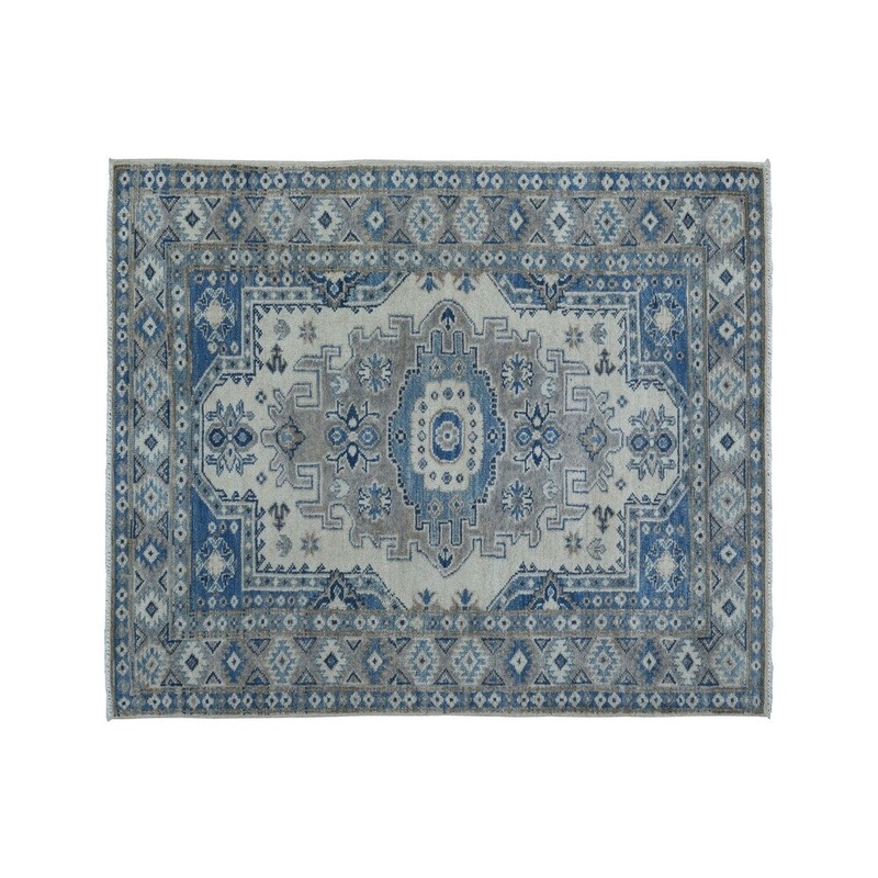 Shahbanu Rugs Gray Vintage Look Kazak Pure Wool Hand-Knotted Oriental Rug (3'0" x 5'0") - 3'0" x 5'0"
