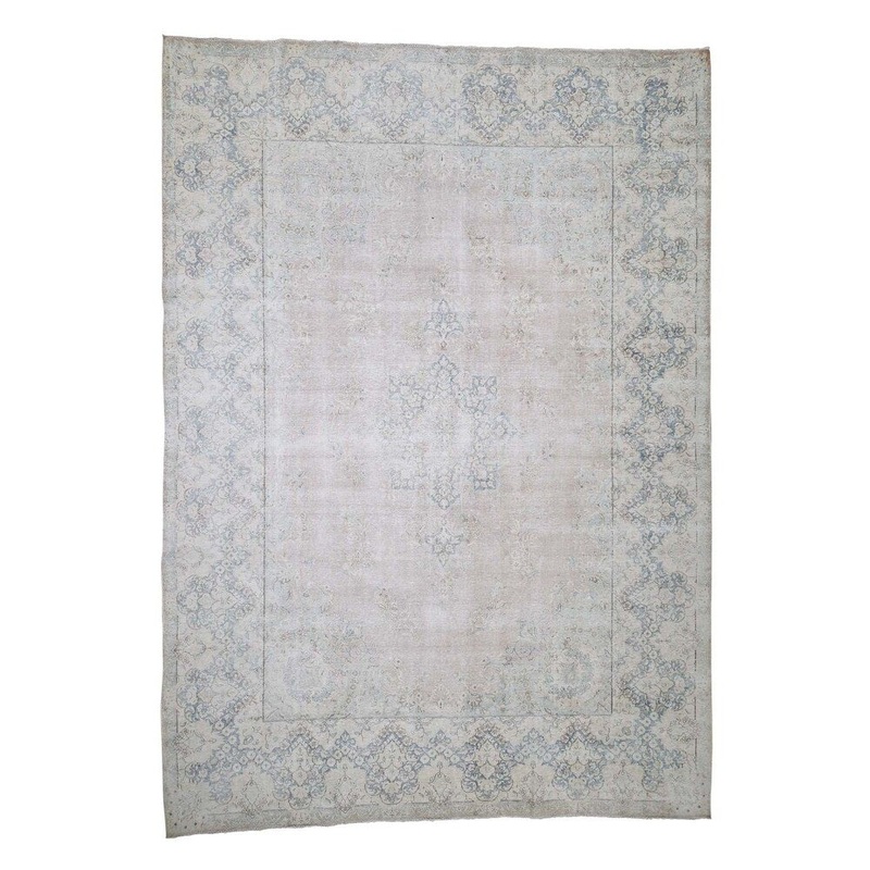 Shahbanu Rugs Hand-Knotted White Wash Vintage Kerman Worn Pile Oriental Rug (9'5" x 13'3") - 9'5" x 13'3"