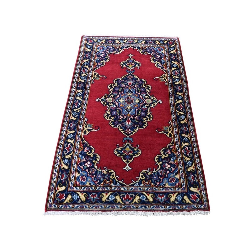 Shahbanu Rugs New Persian Kashan Exc Condition Hand-Knotted Pure Wool Rug (2'4" x 4'7") - 2'4" x 4'7"