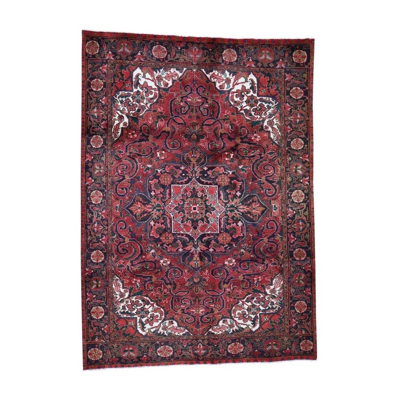 Shahbanu Rugs Semi Antique Heriz Good Condition Full Pile Hand-Knotted Oriental Rug (7'0" x 9'8") - 7'0" x 9'8"