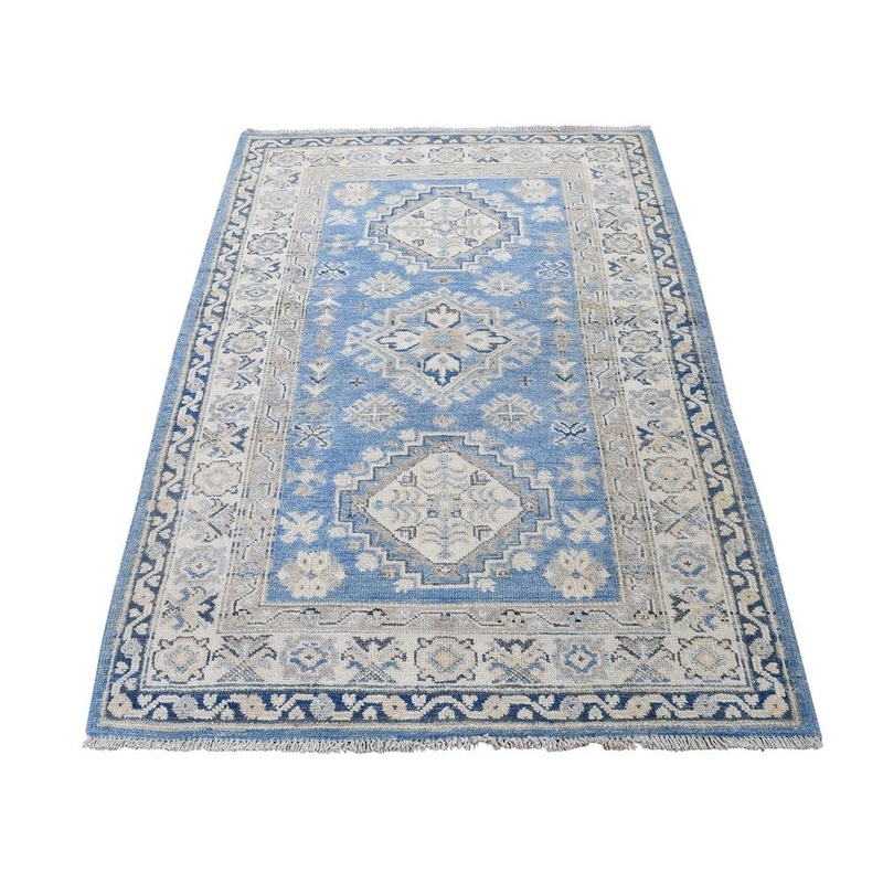 Shahbanu Rugs Vintage Look Kazak Pure Wool Hand-Knotted Oriental Rug (3'3" x 5'5") - 3'3" x 5'5"