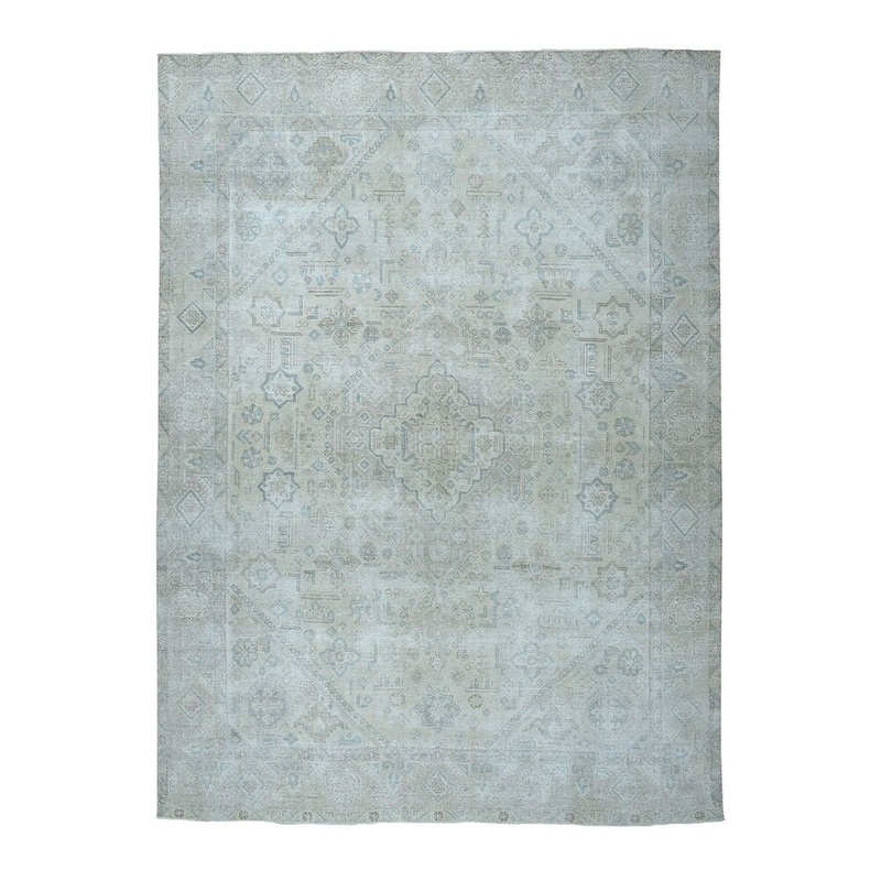 Shahbanu Rugs Vintage White Wash Tabriz Worn Wool Hand-Knotted Oriental Rug (9'9" x 12'3") - 9'9" x 12'3"