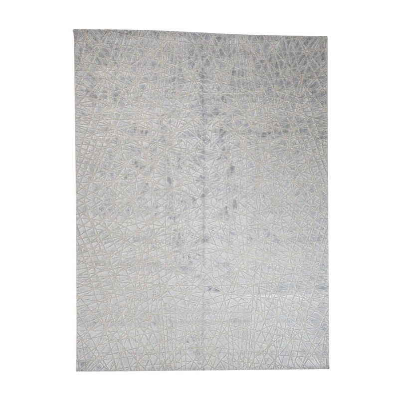 Shahbanu Rugs Flat Pile with Raised Silk Hand Knotted Tone on Tone Oriental Rug (9'1" x 12'0") - 9'1" x 12'0"