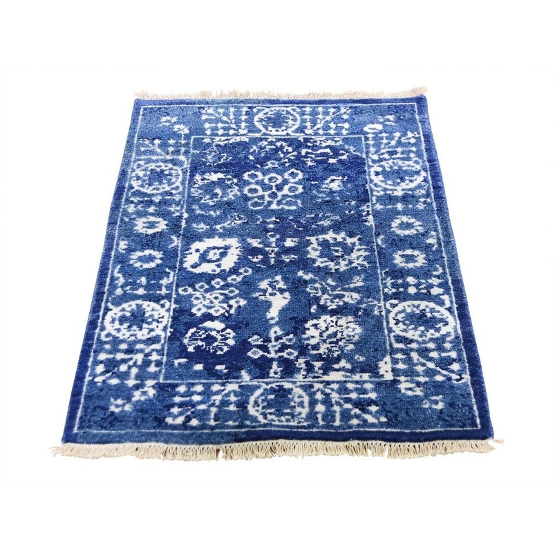 Shahbanu Rugs Hand-Knotted Wool and Silk Tone On Tone Tabriz Oriental Rug (2'1" x 3'3") - 2'1" x 3'3"