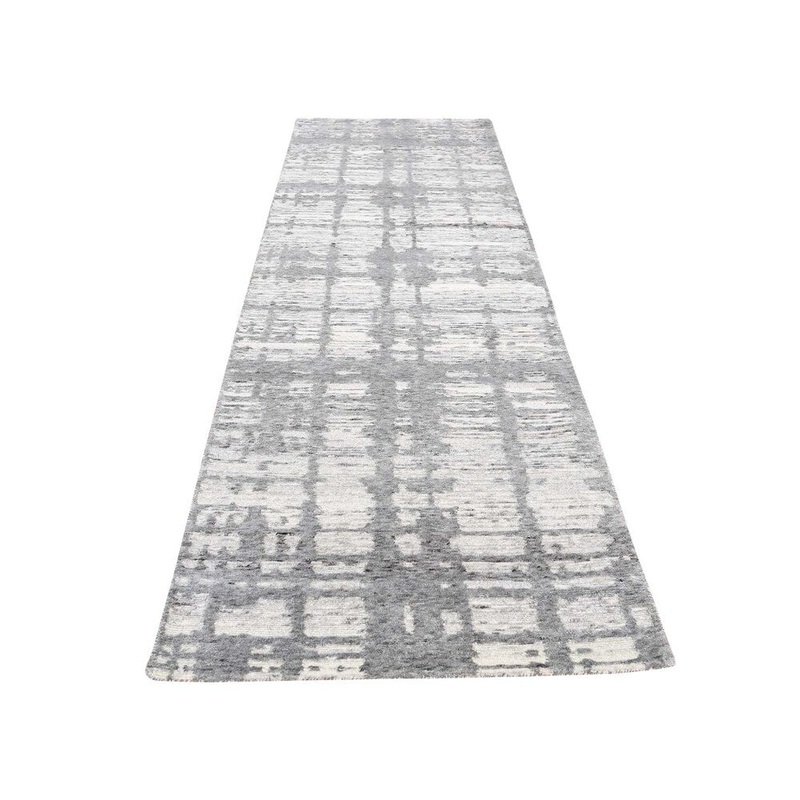 Shahbanu Rugs Hand Spun Undyed Natural Wool Grey Modern Hand-Knotted Runner Rug (2'6" x 6'6") - 2'6" x 6'6"