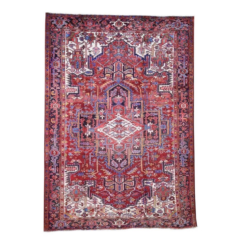 Shahbanu Rugs Red & Ivory Semi Antique Heriz Excellent Condition Hand-Knotted Rug (8'0" x 11'5") - 8'0" x 11'5"