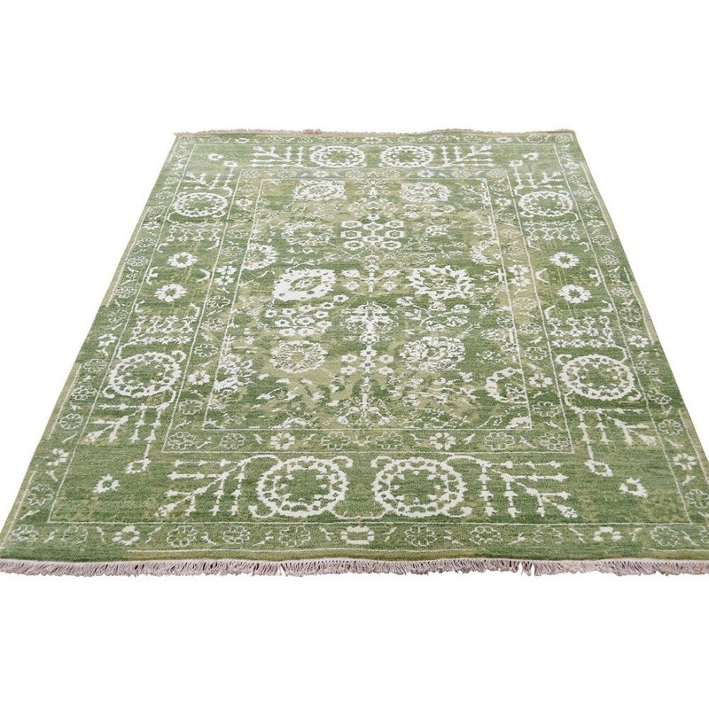 Shahbanu Rugs Hand-Knotted Wool and Silk Tone on Tone Tabriz Oriental Rug (4'0" x 6'0") - 4'0" x 6'0"