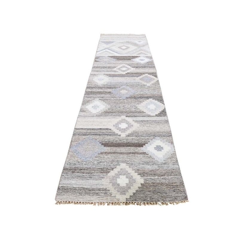 Shahbanu Rugs Reversible Flat Weave Anatolian Kilim Hand Woven Runner Rug (2'6" x 11'10") - 2'6" x 11'10"