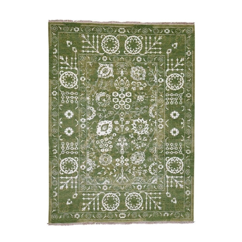 Shahbanu Rugs Hand-Knotted Wool and Silk Tone on Tone Tabriz Oriental Rug (5'2" x 7'1") - 5'2" x 7'1"