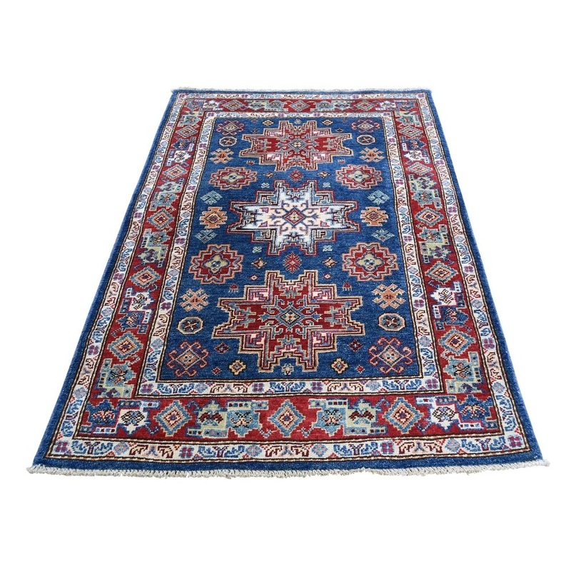 Shahbanu Rugs Pure Wool Hand-Knotted Special Kazak Oriental Rug (3'0" x 4'9") - 3'0" x 4'9"