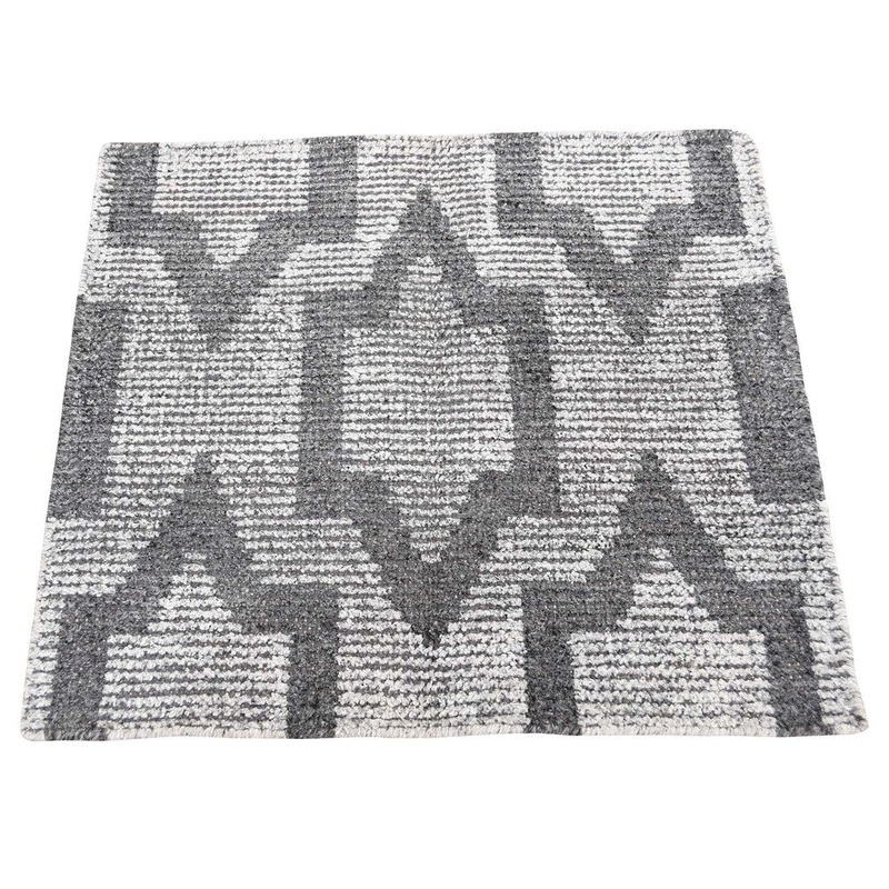 Shahbanu Rugs Square Moroccan Hand-Knotted Pure Wool Sample Oriental Rug (2'0" x 2'1") - 2'0" x 2'1"