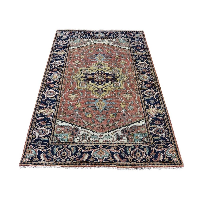 Shahbanu Rugs Hand-Knotted Pure Wool Antiqued Heriz Re-Creation Oriental Rug (4'0" x 6'0") - 4'0" x 6'0"